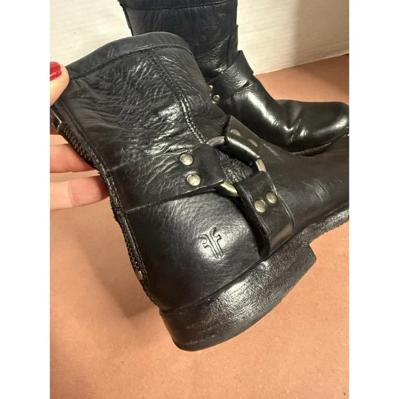 FRYE PHILLIP BLACK Leather Harness Back Zip Short Boots 6.5 Biker Boho Chic moto - Picture 3 of 16
